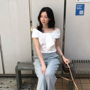[25 S S] 잇미샤 오프숄더 배색 블라우스 ITP5ZBL850