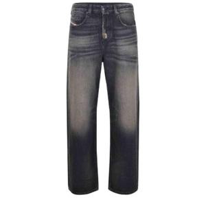 Diesel 로고 패치 스트레이트 레그 진 A12821007Z1 02 TP934641960