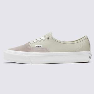 [VANS] 공용 프리미엄 피그 스웨이드 어센틱 44 VN000D5KESU