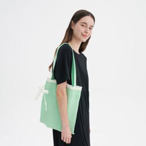 [[세컨스킨]] 리본 플리츠 니트 숄더백_SA4100