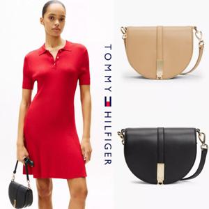 타미힐피거 TOMMY HILFIGER AW17164-BDS 여자 가방 모노그램 새들 크로스백
