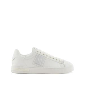25 SS 아르마니 익스체인지 로고 스니커즈 XUX252XV805 TP438160069