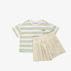 뉴발란스키즈트레이닝세트 NQJ NK9YF2302G-36 FAMILY HOLIDAY 여아 홀리데이 스트라이프 반팔 셋업