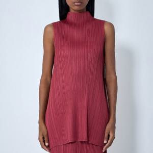 25 SS 플리츠 플리세 이세이미야케 하이넥 슬리브리스 리브 탑 레드 PP56JT451 27 DARK RED