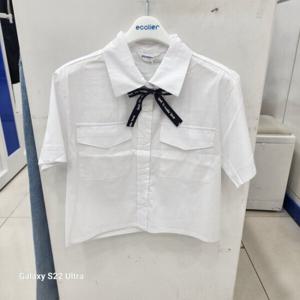 [에꼴리에]에꼴리에 4.5부리본타이포켓셔츠 24B1352