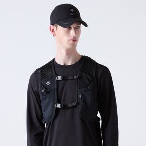 [데상트공식] 경량 트레일러닝 베스트 SQ123RBG11
