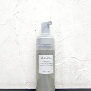 아로마티카 퓨어 앤 소프트 여성청결제 캐모마일 앤 티트리 170ml (AD)