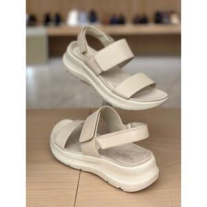 R 락포트 RW0181 퀴에라 스트랩 샌들 여성 캐주얼 (5.5CM)