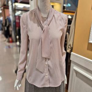 [BCBG] 비씨비지 겨울24 마블 블라우스 B4D9B408