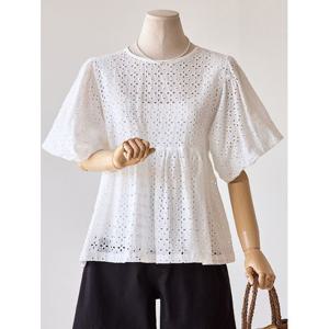 [커스텀에이블]데이지 아일렛 퍼프 블라우스_T2507BL077B