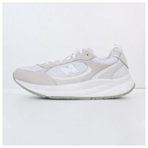 뉴발란스 운동화 IST 공용 트래킹화 UA950GR1 NBPQFC702L