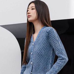 [게스(진)]여성 입체격자 스웨터 탑 YP2S1660