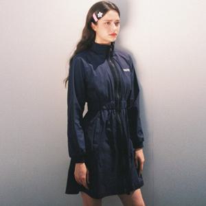 맥키 프론 집업 원피스 네이비 MCFW23OPS1NV
