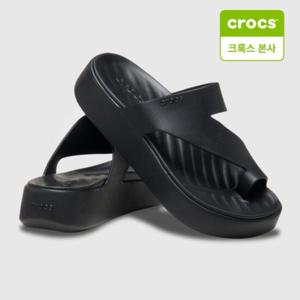 [크록스 본사] 크록스 겟어웨이 플랫폼 토 루프 샌들 블랙 여성용 (210834-001)