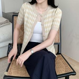 [카라]KARRA 엠보싱다이아체크가디건_A5M1108