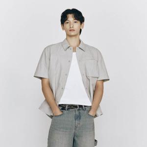 [지오다노]맨즈 남자 나일론 반팔 오버핏 스트링 셔츠 045512