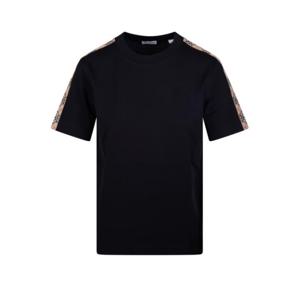 버버리 반팔 티셔츠 8106282 A1189 BLACK