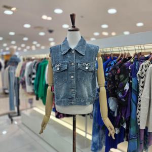 [르니앤맥코이]리본 브로찌 데님 베스트 MM06VT305