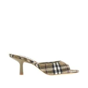 BURBERRY BURBERRY SANDALS 8105116