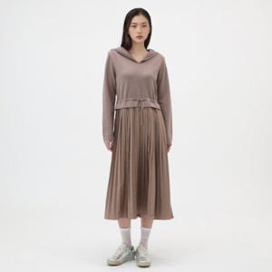 [랩]세일러 카라 배색 주름 니트원피스(AR1WO220)