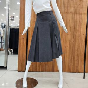 [지컷]지컷 투 턱 플리츠 자수 로고 스커트 7224435700