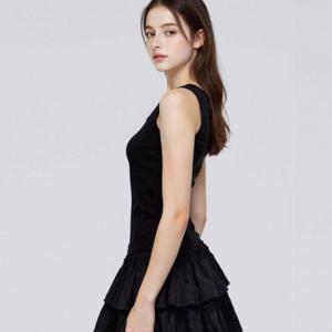 부루앤쥬디 헨리넥슬리브리스 BBRGTK111D