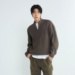 [버커루]남성 하프집업 니트 풀오버(MODA23W050-85)