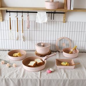 슈톨츠 로제 쿡웨어 IH 매직 쿡웨어 8P(냄비+프라이팬+멀티핸들세트) 국내생산 통주물 냄비 후라이팬
