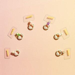 갤러리아_MCRN [Finger Tab] 핑거탭 휴대폰 스마트링 핑거링 폰스트랩 전기