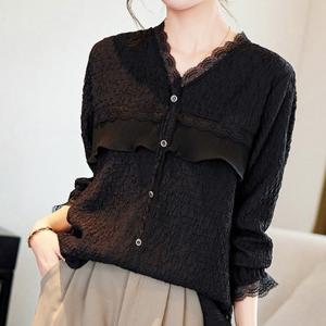 [블랙퀸] 이에르 레이스 루즈핏 블라우스 blk003281