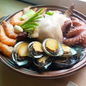 [해신삼계탕] 4인용 해신탕세트(전복/돌문어/새우/약초/칼국수)