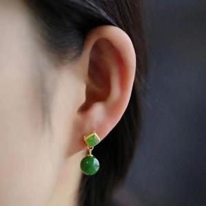 [끌레아]자연주의 옥시리즈 그린 재스퍼 벽옥 원석 스터드 귀걸이