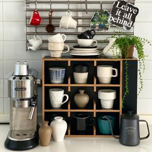 홈카페에 분위기를 더하는 컵선반 4colors