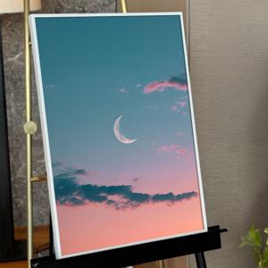 초승달의 속삭임 그림 알루미늄액자 달 행성 아이방 카페 테이블 거실 벽 인테리어