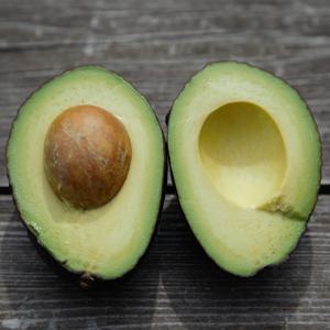 신선한 생아보카도 중과 수입아보카도 avocado 생과
