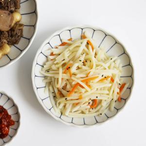 연꽃접시(중) 굽접시 일본그릇 앞접시 일식 과일 도자기