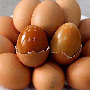 [오늘신선] 맥반석 구운란 훈제계란 대란 60알(30알x2판) 소금포함 HACCP