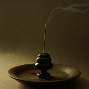 Triooo Incense Holder (2 Color)