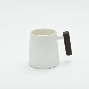 고원 계수나무 머그컵 500ml 화이트 줄무늬
