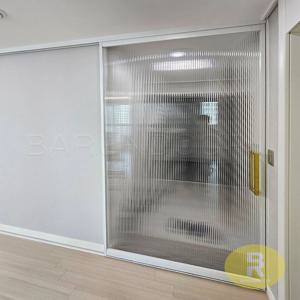 원슬라이딩중문 오픈형 화이트 모루세로강화유리