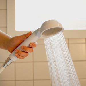 리워터 퓨어 화이트 수압상승 샤워기