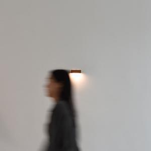Motion lamp 포스터 부착형 우드 원목 조명 현관 복도 무선 모션 센서등 충전식