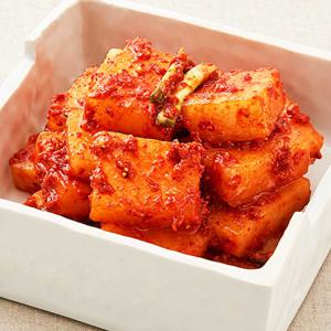 콜라비 섞박지 용기형 1.1kg 이하연의 봉우리김치 반찬