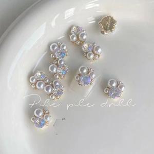TEMU 4pcs K9 Moonlight Faux Rhinestone 네일 아트 장식 - 반짝이는 글리터 & 파스텔 핑크 네일 팁, 화이트 액센트, 오일 프리 DIY 매니큐어 액세서리, 결혼식, 파티, 일상적인 우아함, 네일 액세서리, 웨딩 네일 장식, 반짝이는 네일 액센트, 반짝이는 네일 디자인