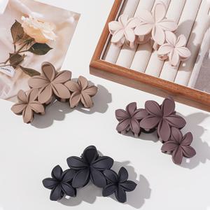 TEMU 4pcs 여성 꽃 헤어 클립, 미끄럼 방지한 거품된 대형 클립, 강한 홀드 스타일링 상어 클립, 하와이 해변 헤어 액세서리에 적합