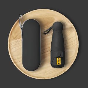 TEMU 신제품 초경량 미니 접이식 우산 - 컴팩트하고 휴대하기 쉬운 선우산, 남녀공용 내구성과 스타일리시 디자인, 수동 개폐식, 소형 보관 케이스 포함 - 캐주얼 사용 및 어버이날 선물에 완벽|케이스|패션