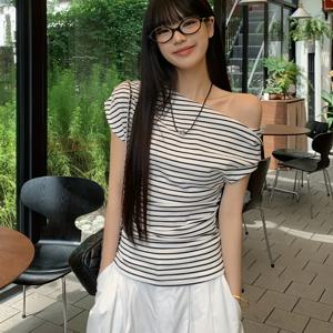 TEMU 여성 슬림핏 오프숄더 티셔츠 - 캐주얼 반팔, 비대칭 넥라인, 흰색과 검은색 수직 가 있는 통기성이 좋은 여름 상의, 여성 티셔츠|반팔티|티셔츠|반팔티셔츠