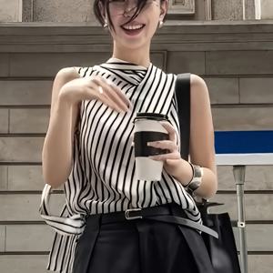 TEMU 여성용 우아한 프랑스 영감을 받은 소매 없는 블라우스 - 타이 디테일, 비대칭 넥라인, 여름 2025 컬렉션, 흰색 및 검은색 수직 , 캐주얼 아웃팅에 완벽, 다재다능한 상의 | 비대칭 넥라인 셔츠 | 우아한 스타일|나시티|민소매