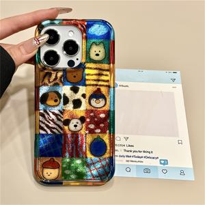 TEMU 아이폰 모델 16, 15, 14, 13 Pro Max를 위한 귀여운하고 생동감 있는 체크무늬 패턴 만화 동물 폰 케이스. 뒷면에는 개, 펭귄, 오이란 디자인이 있습니다.