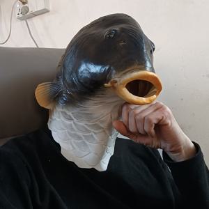 TEMU 1개 재미있는 리얼리스틱 물고기 머리 마스크 - 3D 물고기 디자인, 흡착식 잉어살 및 감동적인 눈, 할로윈 코스튬 파티용 라텍스 풀 페이스 가면 - 코스프레 소품, 독특한 디자인